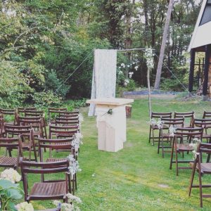 huur vintage houten klapstoel